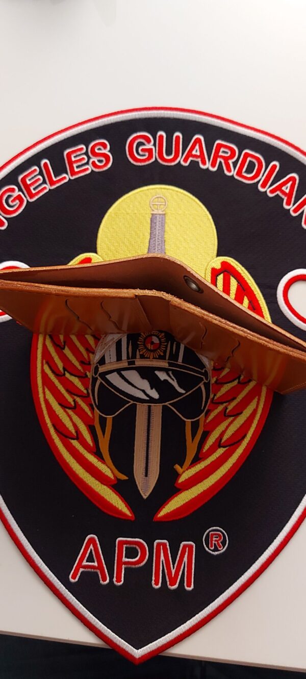 Cartera de piel hecha a mano